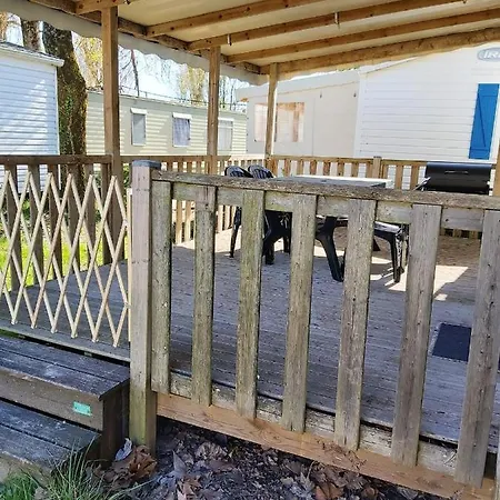 Holiday home Bungalow De 2 Chambres A Meschers Sur Gironde Avec Terrasse Amenagee